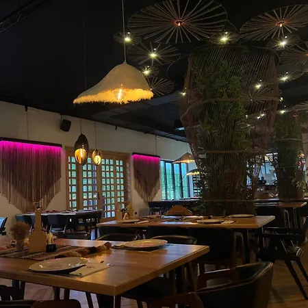 Отель Troja - & Restaurant 4*