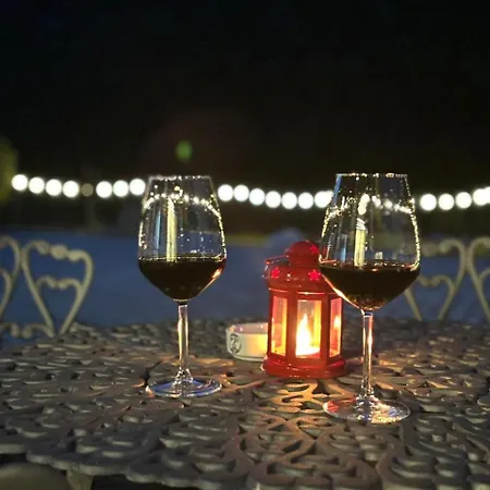 Отель Troja - & Restaurant