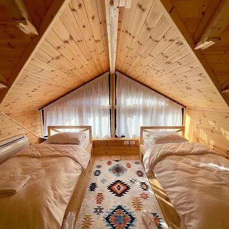 Troja - & Restaurant Hotel