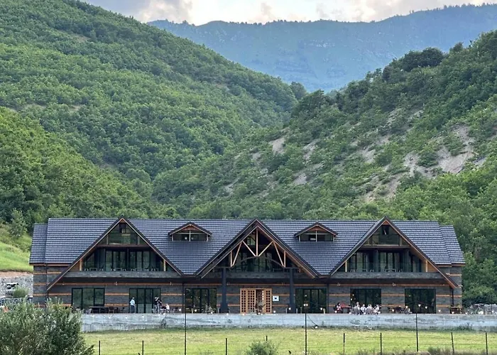 Hotel Troja - & Restaurant