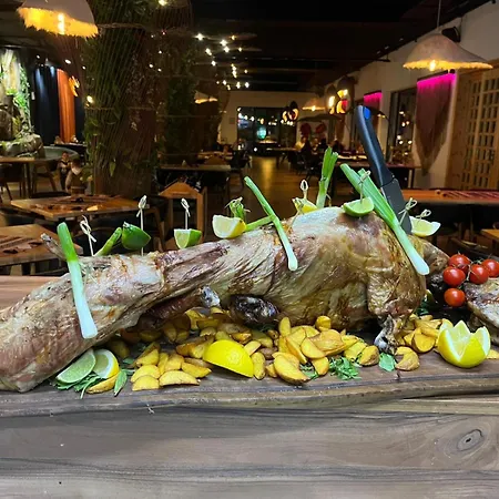 Hotel Troja - & Restaurant