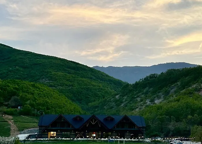 호텔 Troja - & Restaurant 4*