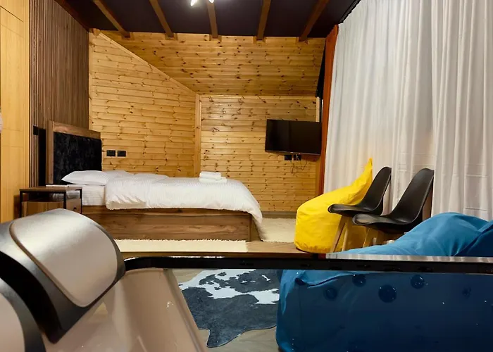 Troja - & Restaurant Shupenze